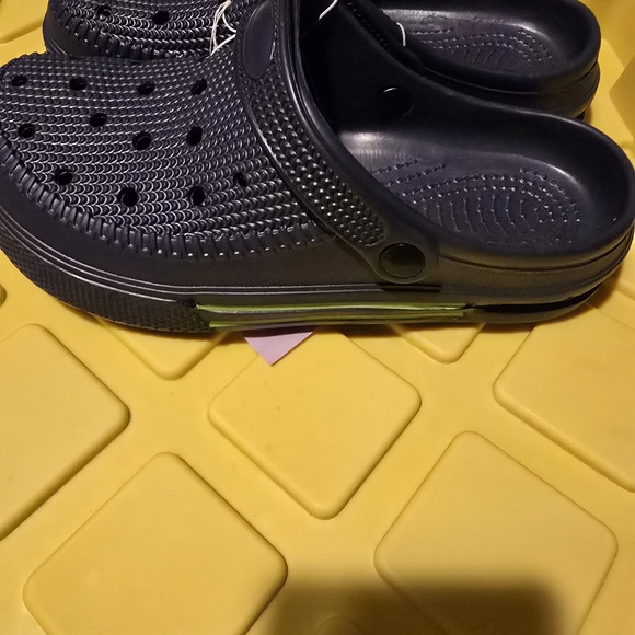 Unk Men's Navy Slip-On Clogs - Picture 6 of 9